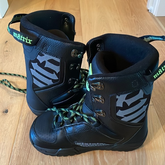 Matrix Boys Snowboard Boots - Picture 4 of 7